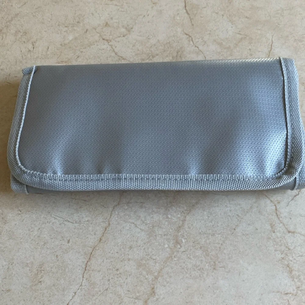 NWOT Travel Storage Clutch, Water Resistsnt